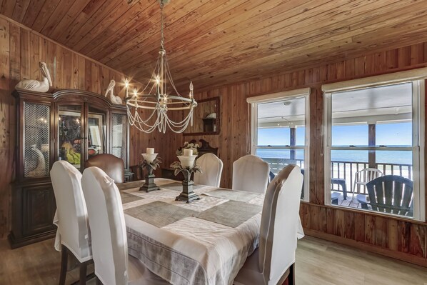 Dining - Oceanfront Parardise! Private Home Just Steps to the Ocean! (St. Augustine)