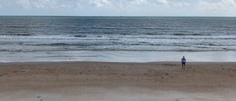 Am Strand, Liegestühle, Strandtücher