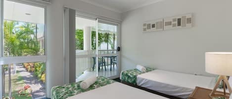 2 dormitorios, tabla de planchar con plancha, wifi gratis y ropa de cama