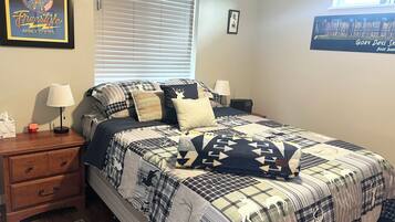 2 chambres, fer et planche Ă repasser, Wi-Fi gratuit, draps fournis