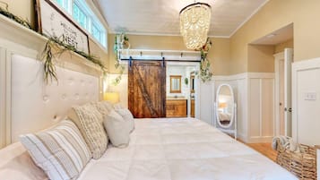 3 chambres, fer et planche à repasser, Wi-Fi, draps fournis