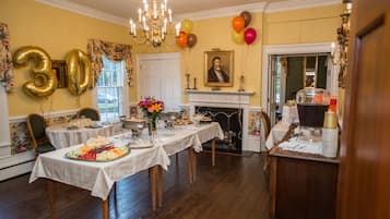 Banquet hall