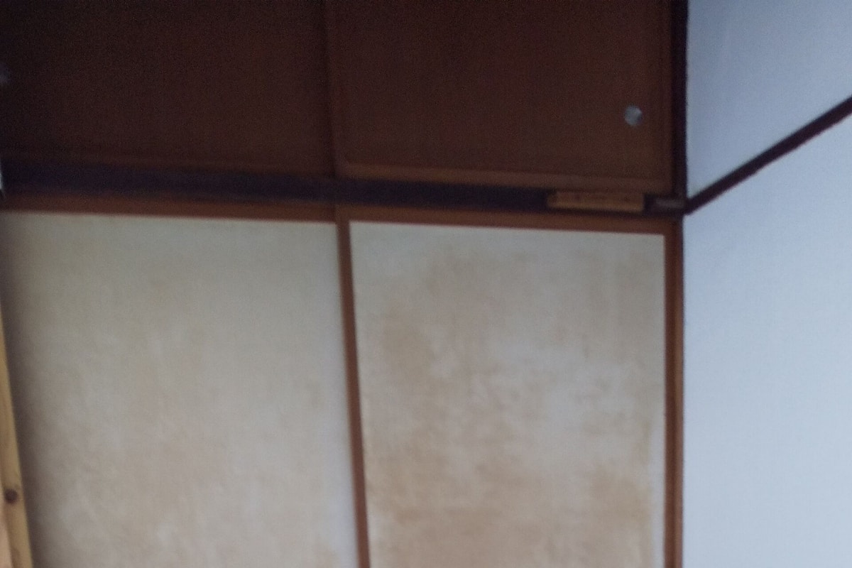 Single Room, Non Smoking | Bed sheets