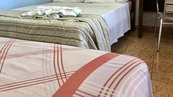 1 quarto, frigobar, Wi-Fi de cortesia, roupa de cama
