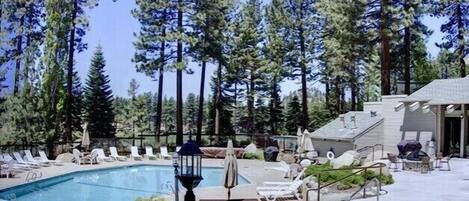 Udendørs pool, opvarmet pool