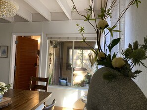 Dining - 4 Bedrooms Vacation Home Retreat South Lake Tahoe Pool (Zephyr Cove)