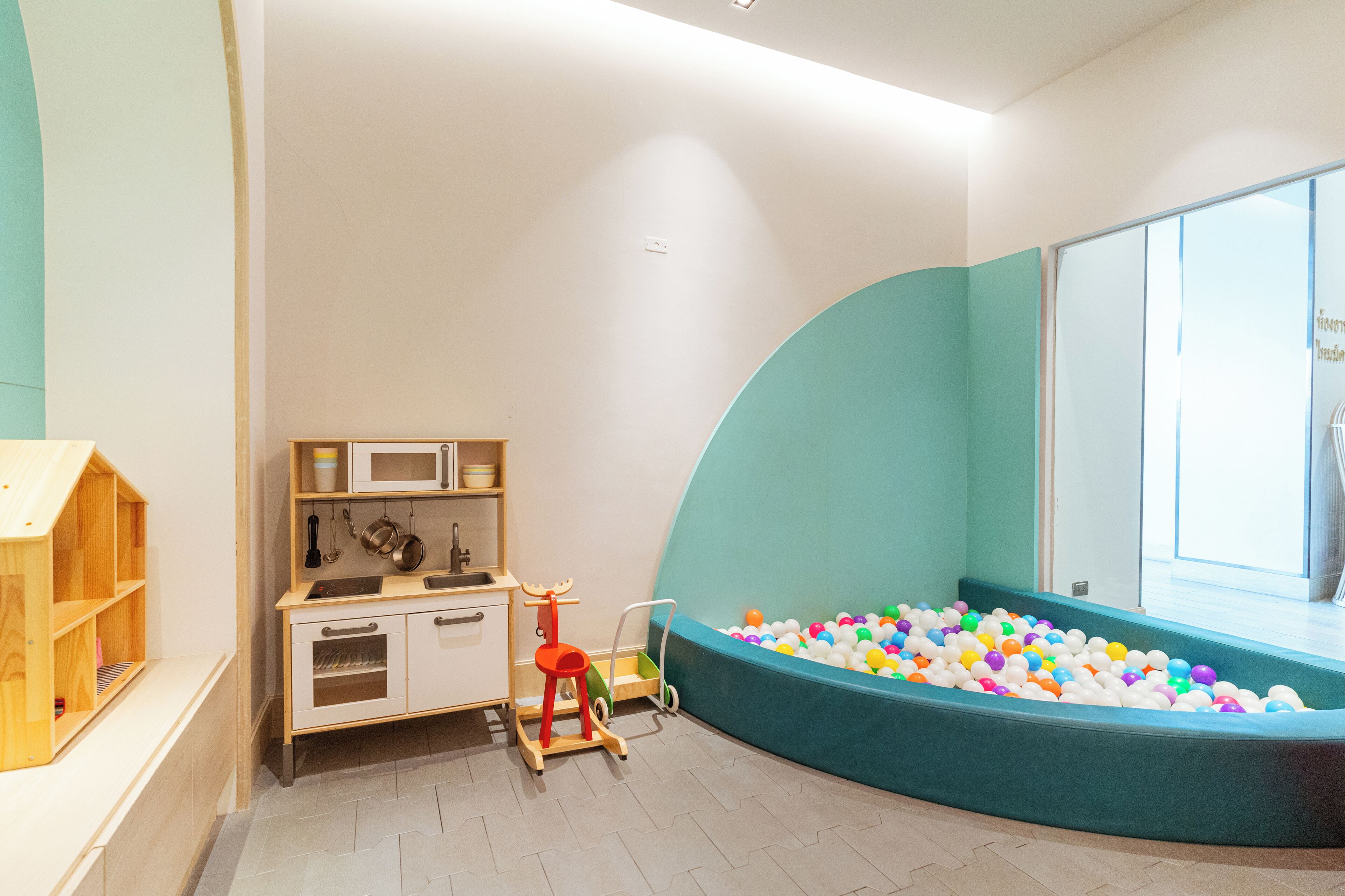 children’s play area – indoor