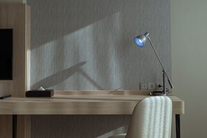 43-inch Smart TV with digital channels, TV