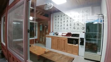 Shared kitchen facilities