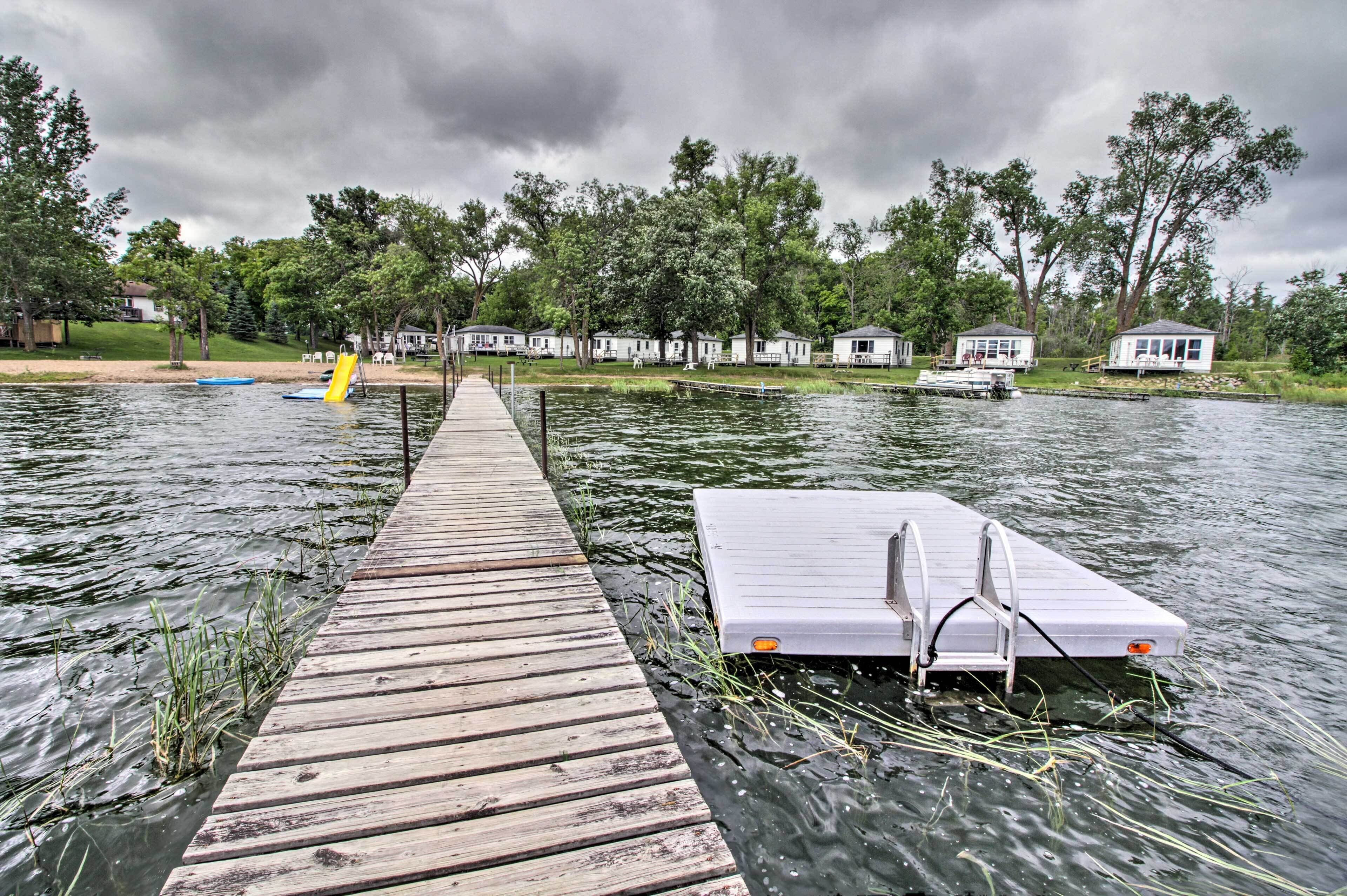 Lake Retreat w/ Dock, Deck & BBQ, BYO Boat!