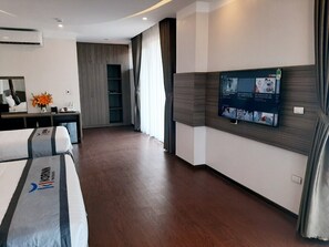 Junior Studio Suite | Television - Korinn Pho Yen Hotel II (Pho Yen)