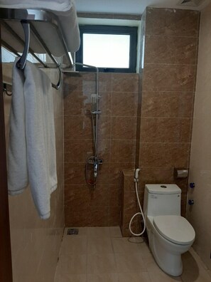 Superior Double Room | Bathroom