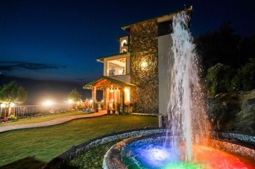 The Alpine Chalet Resort