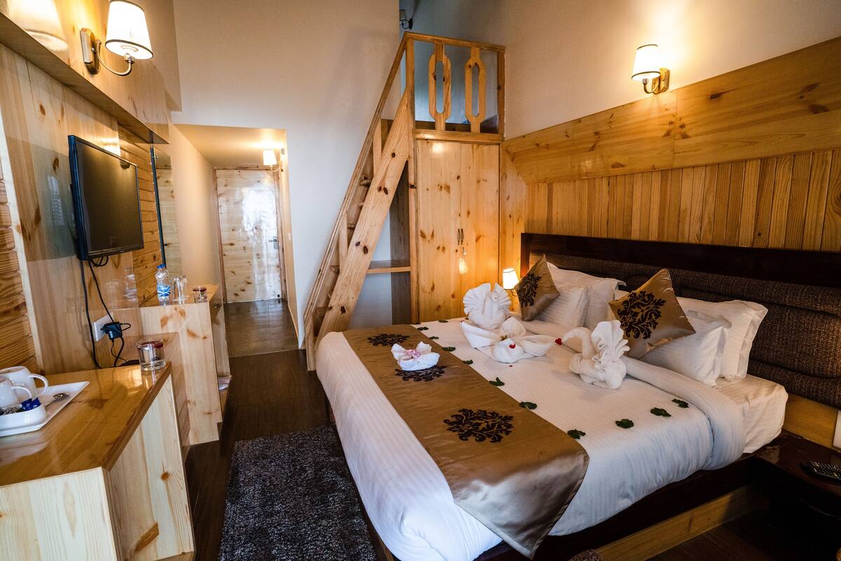 Family Chalet | Desk, soundproofing, WiFi (free)