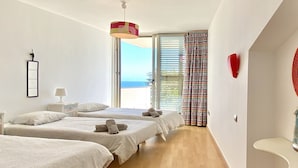 5 chambres, fer et planche à repasser, Wi-Fi gratuit, draps fournis