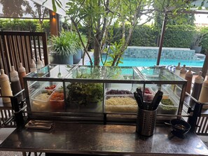 Daily buffet breakfast for a fee