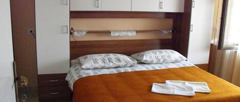 1 Schlafzimmer, Bügeleisen/Bügelbrett, Internetzugang, Bettwäsche