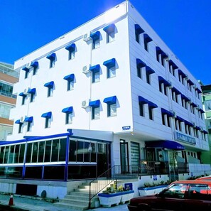 Front of property - Saral Apart Otel (Atakum)