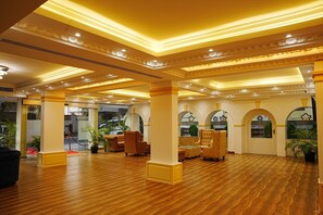 Lobby - Hyde Park Orchards (Bengaluru)