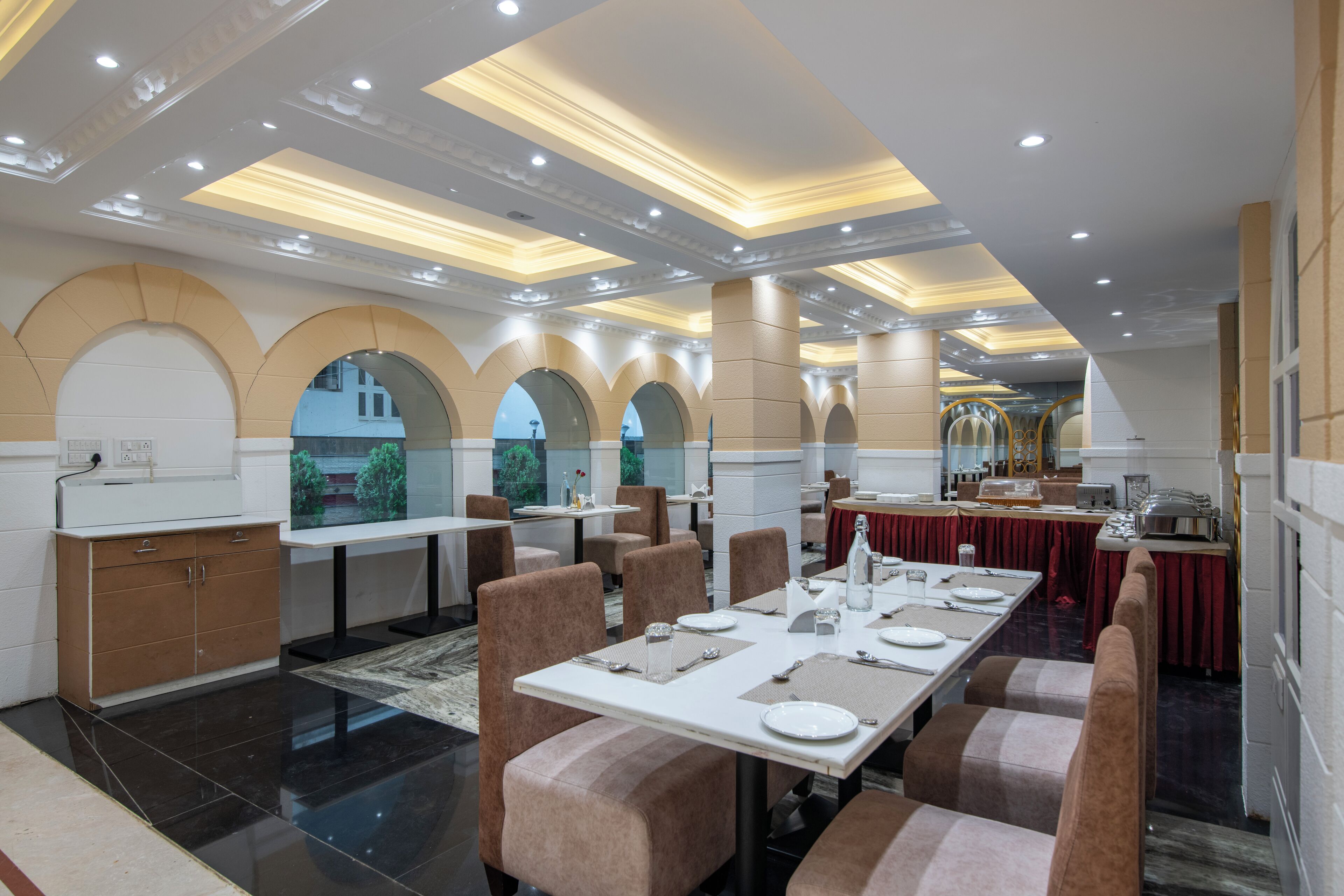 Breakfast, lunch, dinner served; Indian cuisine 