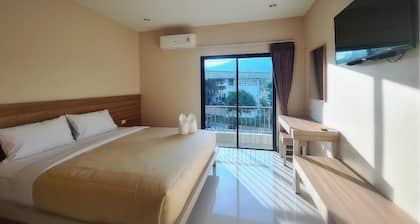 Grand Maihom Hotel