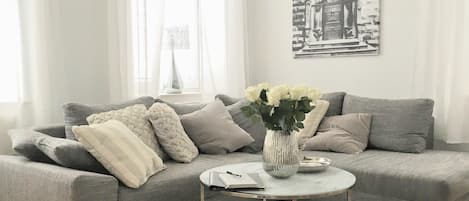 TV, DVD-spiller og kontorer