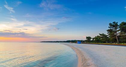 Holiday home Dario, (16272), Valbandon, hr