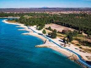 Beach - Apartments Danka, (16247), Pula, hr (Pula)