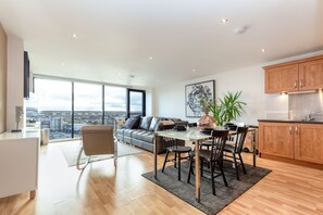 Appartement, accessible aux personnes à mobilité réduite, salle de bains privée | Intérieur