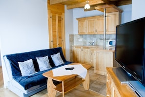 Deluxe Apartment (24) | Living room | Flat-screen TV - Willa u Bohuna (Zakopane)