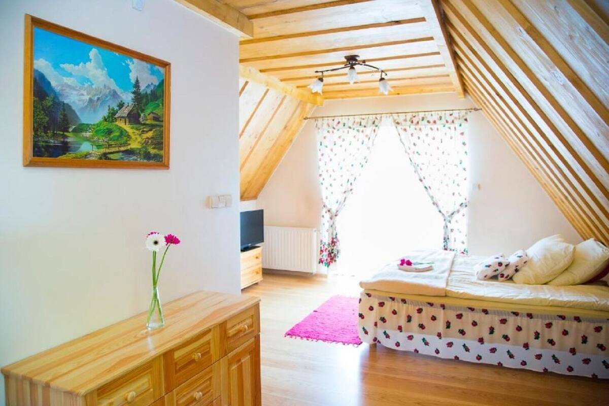 1 habitación, muebles diferentes y wifi gratis