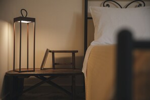 2 soverom, skrivebord, reiseseng for barn og wi-fi (inkludert)