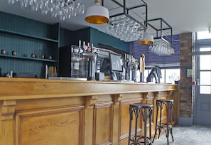 Reception - OYO Tamworth Arms Boutique Pub & Hotel (Tamworth)