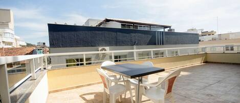 아파트, 침실 2개 (104) | 야외 식당