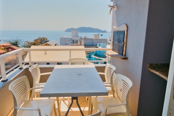 Apartment, 2 Bedrooms (303) | Outdoor dining