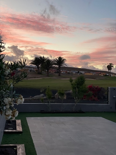 Villa Magna Brand new frontline golf villa with breathtaking golf views