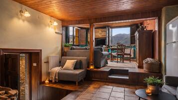 TV, fireplace, foosball, table tennis