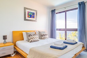 7 Schlafzimmer, Bügeleisen/Bügelbrett, kostenloses WLAN, Bettwäsche