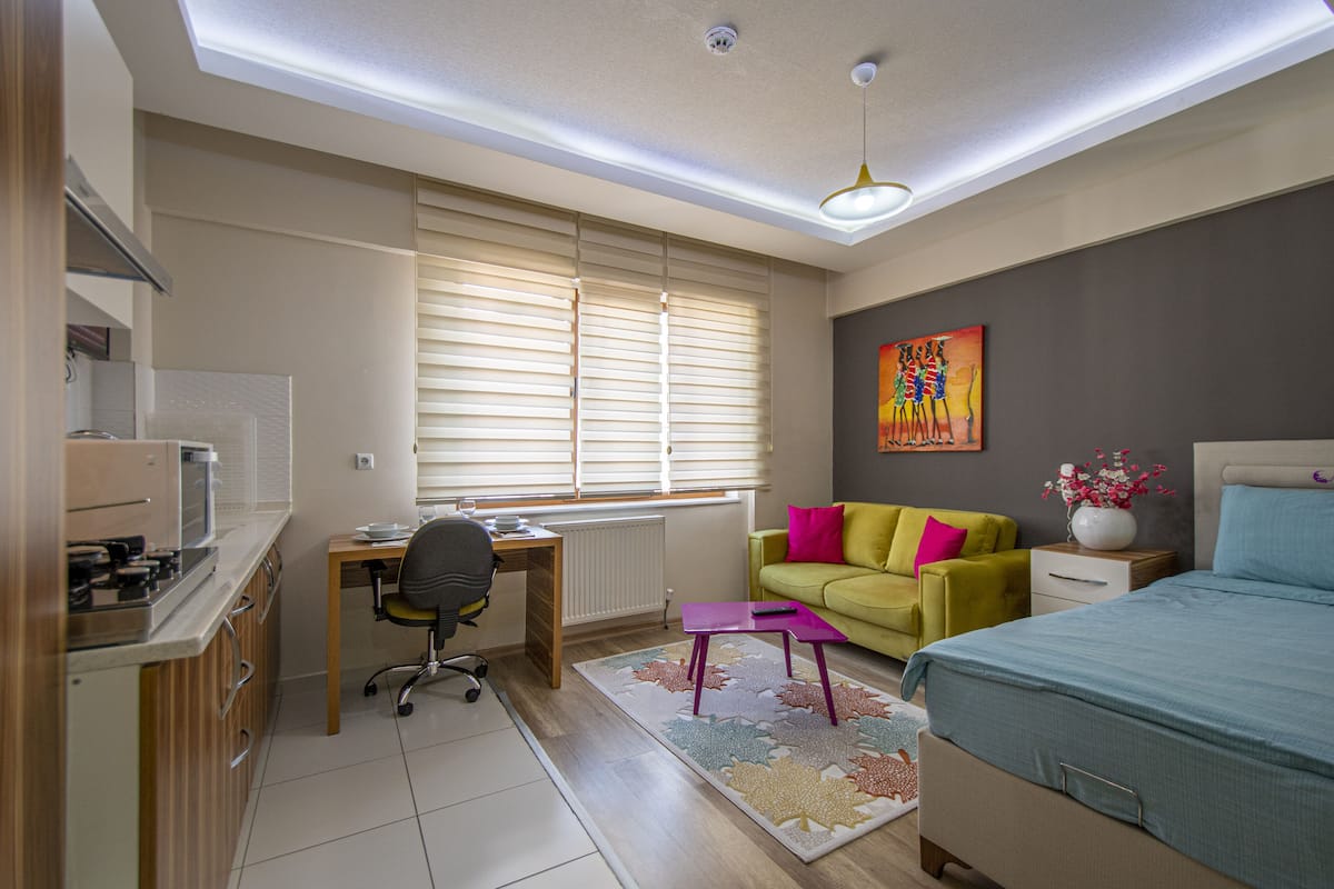 Studio, 1 Bedroom | 1 bedroom, premium bedding, individually furnished, desk