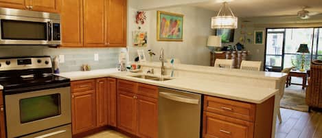 Fridge, microwave, oven