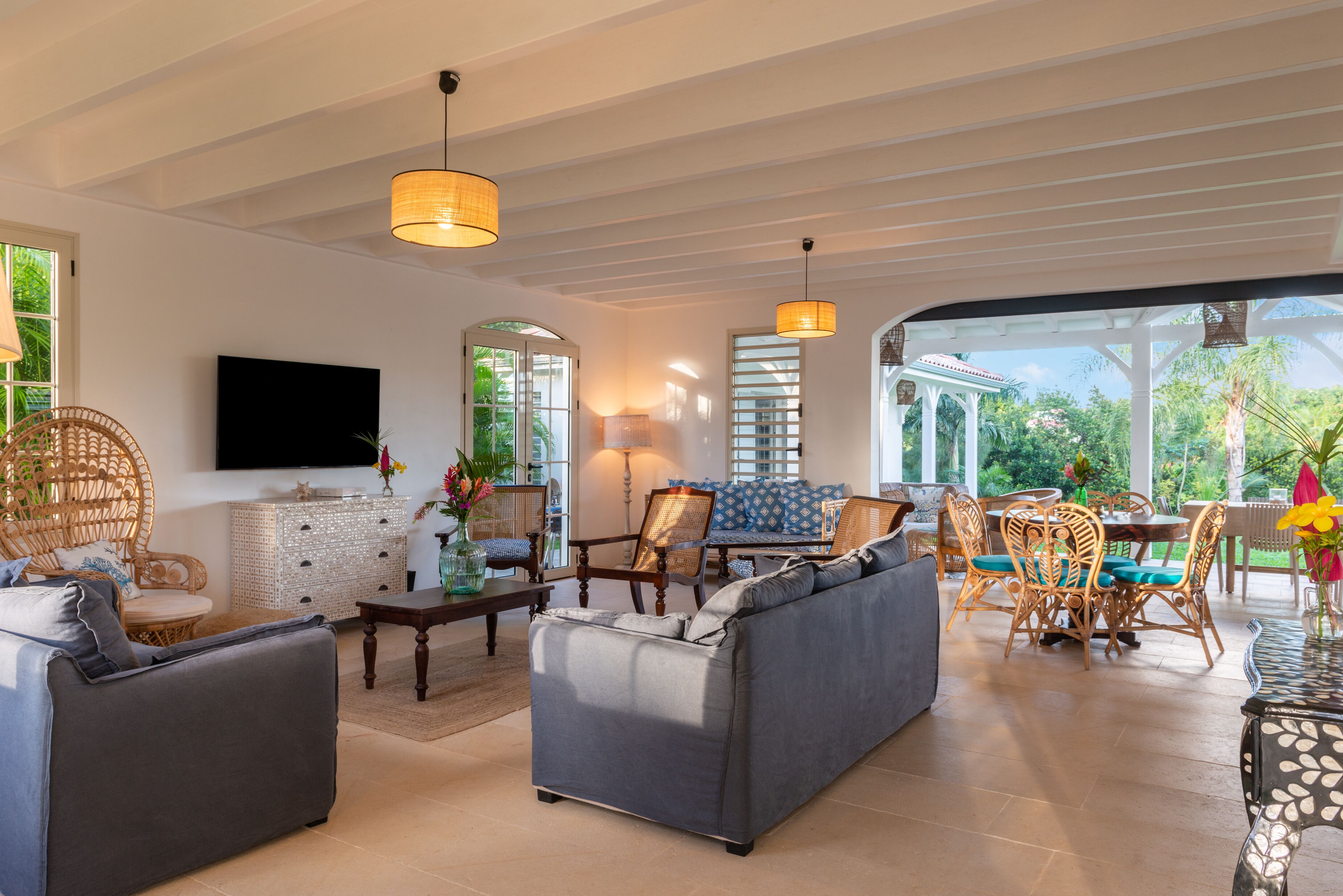 50-inch flat-screen TV with satellite channels, TV, offices