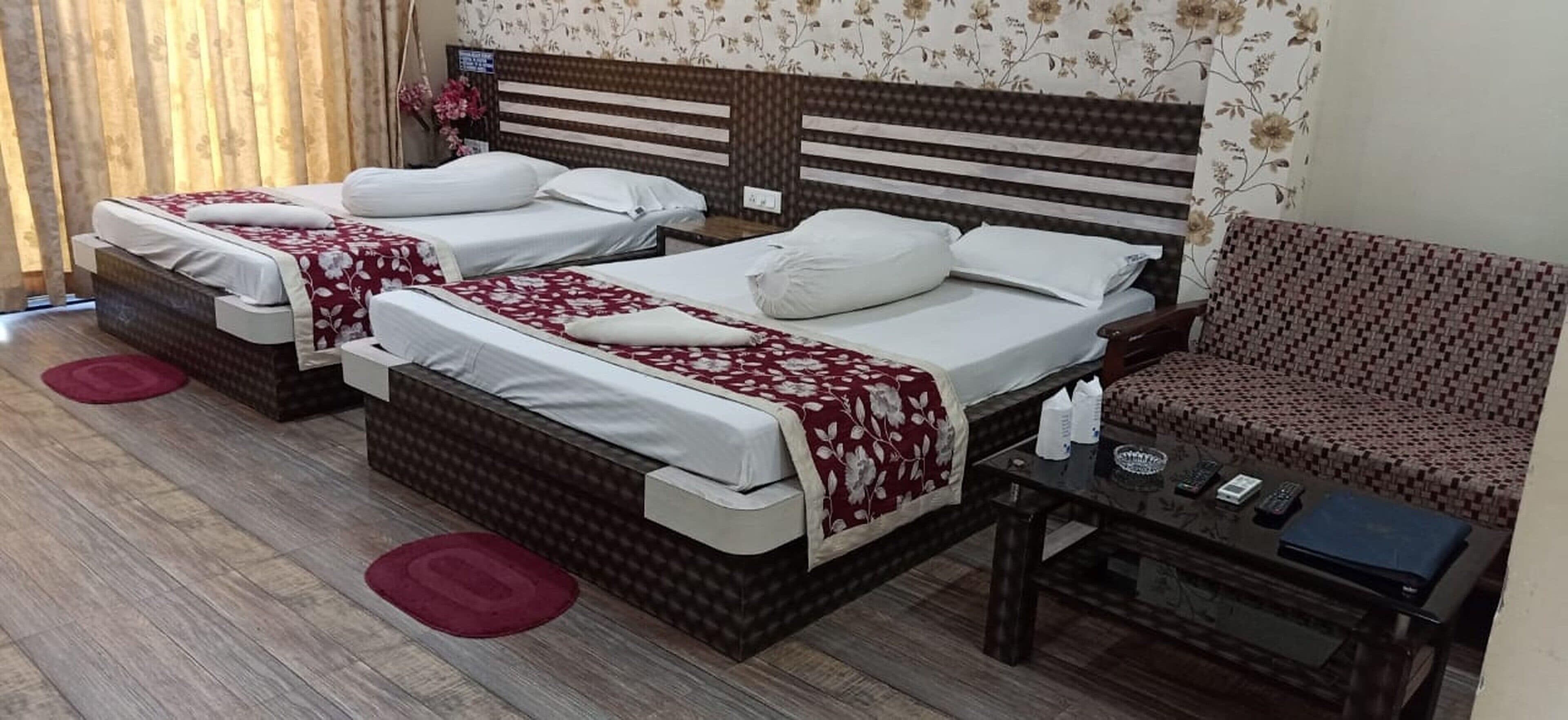 Caja de seguridad en la habitación y sistema de insonorización 