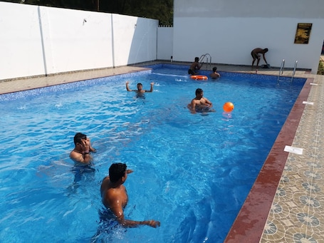 Una piscina techada