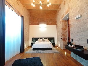 Master Suite | 書桌、隔音、免費無線上網、床單