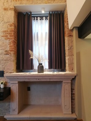 Master Suite | Una scrivania, insonorizzazione, Wi-Fi gratuito, lenzuola