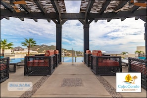 Outdoor pool - CCV Quivira-Lux 2BR, Lg Patio w/Outdoor Kitchen, Ocean View, Golf! (Cabo San Lucas)