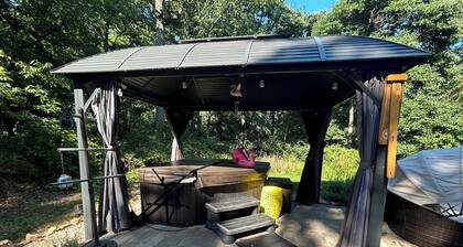 Airstream in Wine Country Hot Tub Extra Cost