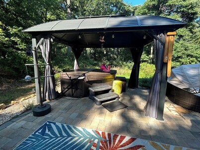 Airstream in Wine Country Hot Tub Extra Cost