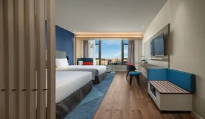 Standard Room, 2 Double Beds | In-room safe, desk, soundproofing, bed sheets - Holiday Inn Express Jinjiang Anhai by IHG (Quanzhou)