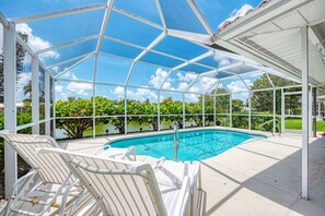 Piscine extérieure, piscine chauffée